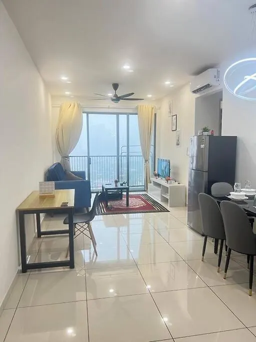 Cozy Kenwingston Platz Kl 2-5 Pax2Br&2Br Pakinnet 136 쿠알라룸푸르 0*,