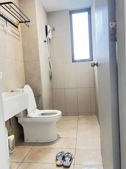 Cozy Kenwingston Platz Kl 2-5 Pax2Br&2Br Pakinnet 136 쿠알라룸푸르 펜션